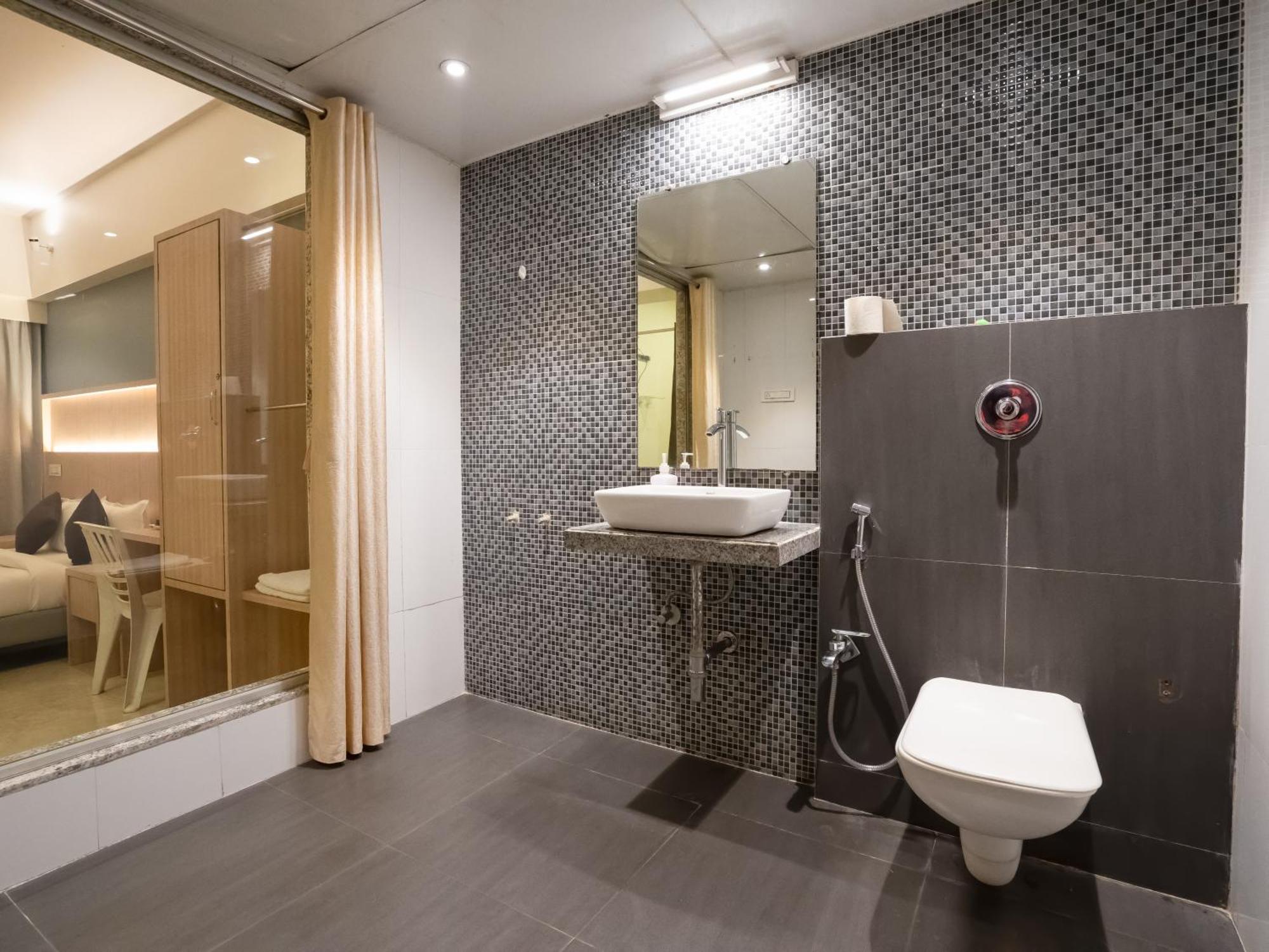 Hotel Grand Seasons- Наві-Мумбаї Екстер'єр фото